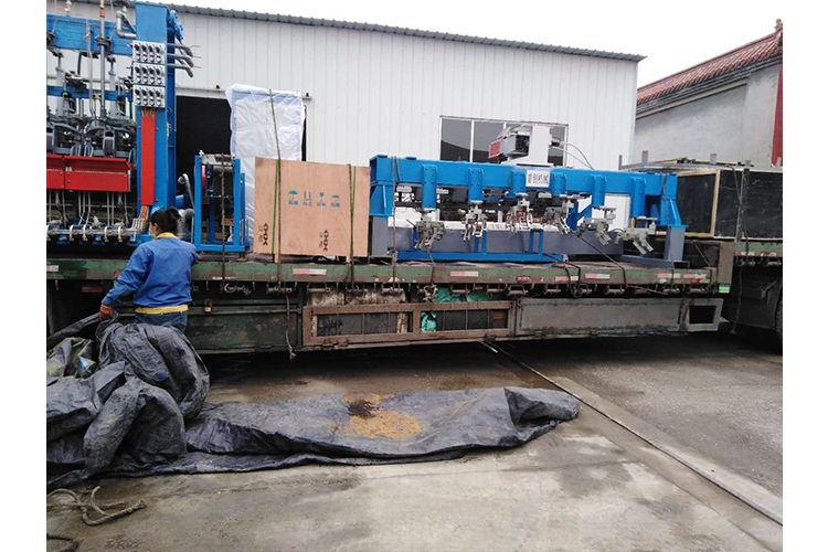 行列機(jī)，供料機(jī)發(fā)貨